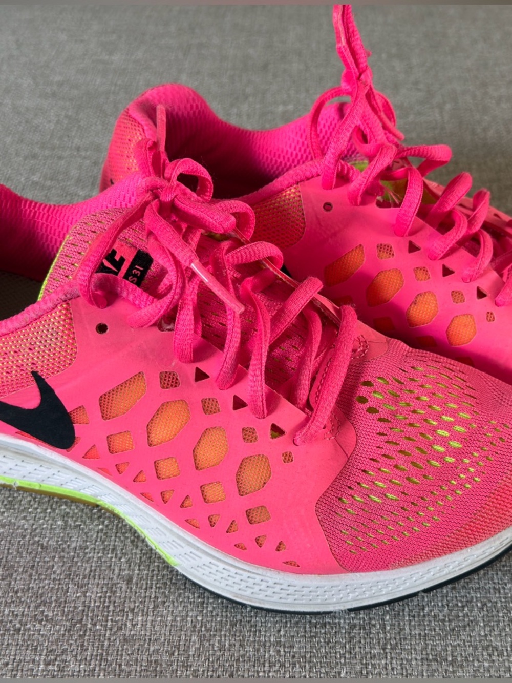 Nike Women's Neon Pink Athletic Running Shoes
